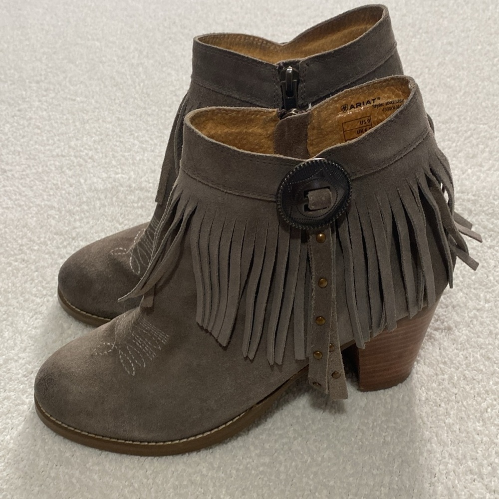 Ariat Unbridled Avery Boots